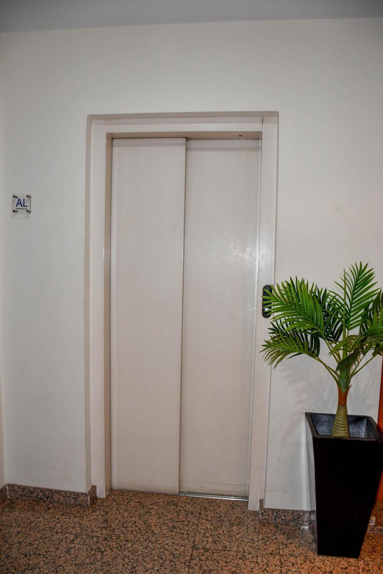 Tranquility Apartment Caniço Kültér fotó